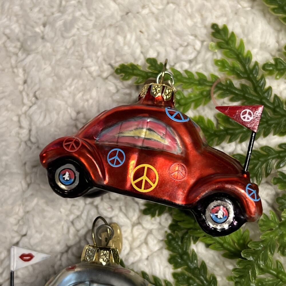 Dept 56 Set of 3 Glass Bug Beetle Car Ornaments Peace Lips Kiss Department - Picture 4 of 13